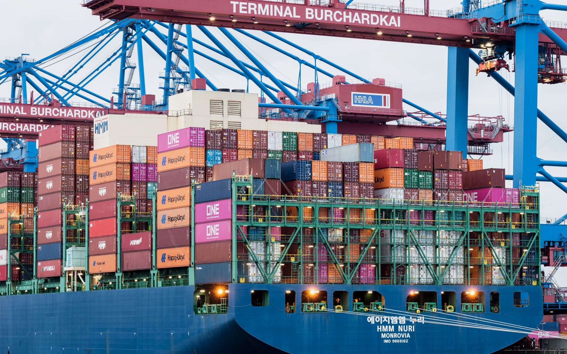 International Trading